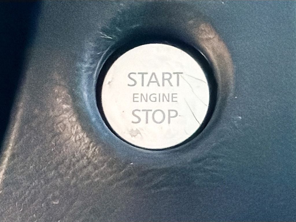 2022 Nissan Frontier Crew Cab PRO-X 4x2