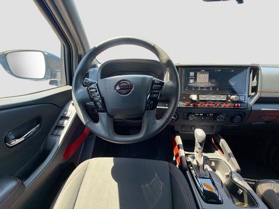 2025 Nissan Frontier Crew Cab PRO-4X 4x4