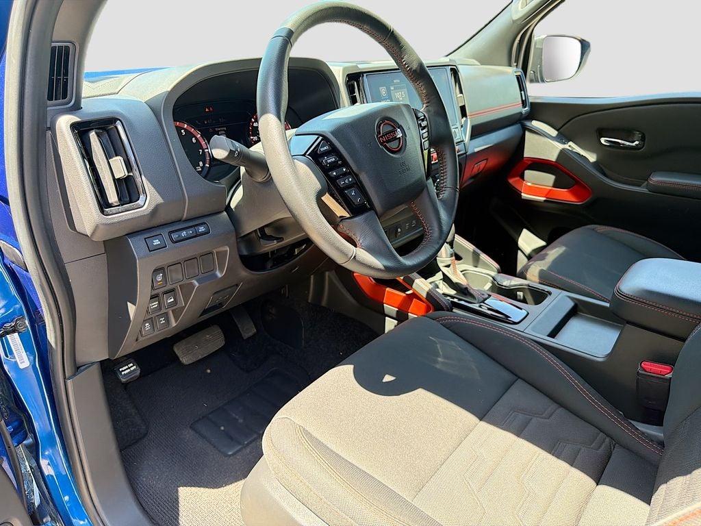 2025 Nissan Frontier Crew Cab PRO-4X 4x4