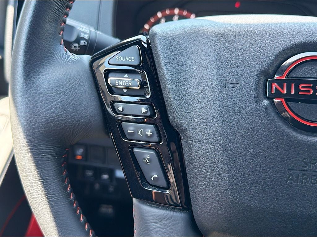 2025 Nissan Frontier Crew Cab PRO-4X 4x4