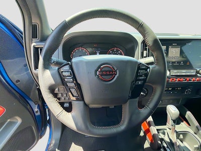 2025 Nissan Frontier Crew Cab PRO-4X 4x4