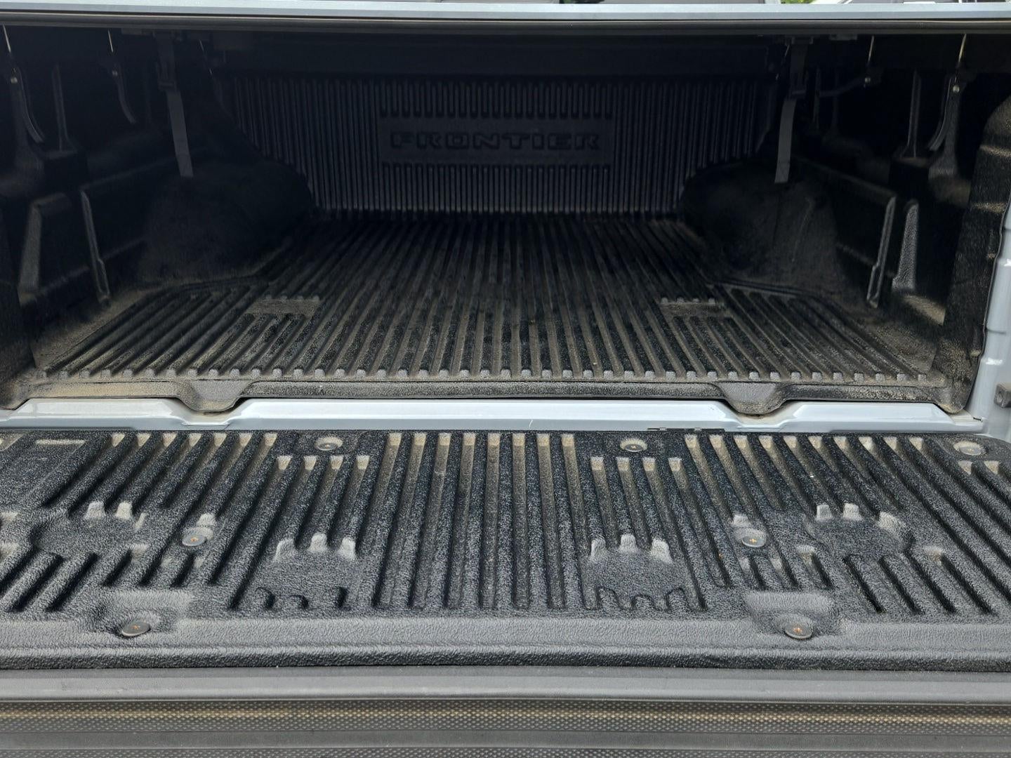 2022 Nissan Frontier Crew Cab PRO-4X 4x4