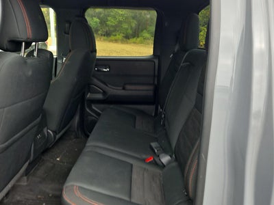 2022 Nissan Frontier Crew Cab PRO-4X 4x4