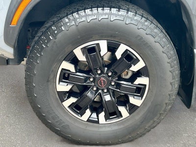 2022 Nissan Frontier Crew Cab PRO-4X 4x4