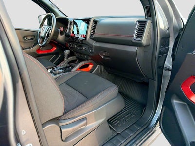 2024 Nissan Frontier Crew Cab PRO-4X 4x4