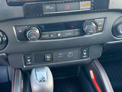 2024 Nissan Frontier Crew Cab PRO-4X 4x4