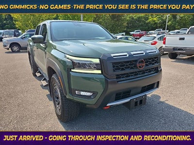 2025 Nissan Frontier Crew Cab PRO-4X 4x4