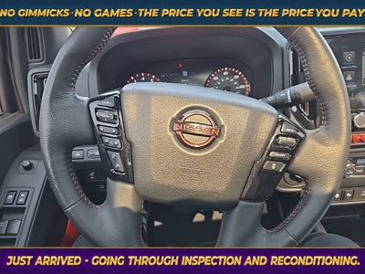 2025 Nissan Frontier Crew Cab PRO-4X 4x4