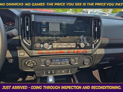 2025 Nissan Frontier Crew Cab PRO-4X 4x4