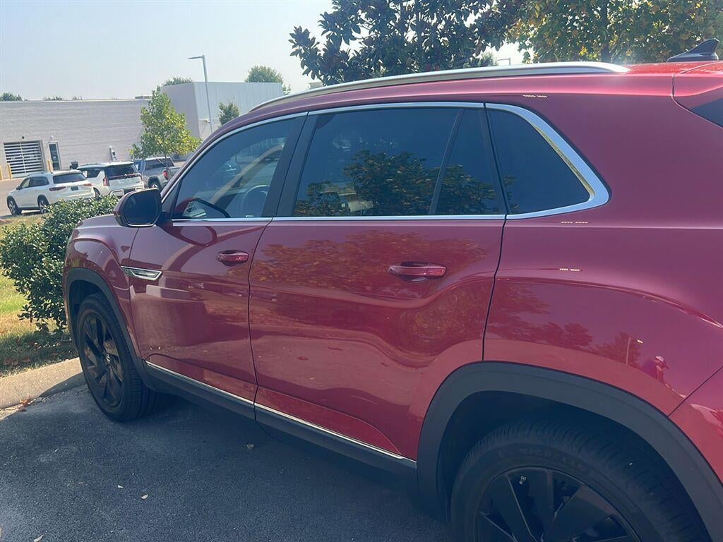 2024 Volkswagen Atlas Cross Sport 2.0T SEL