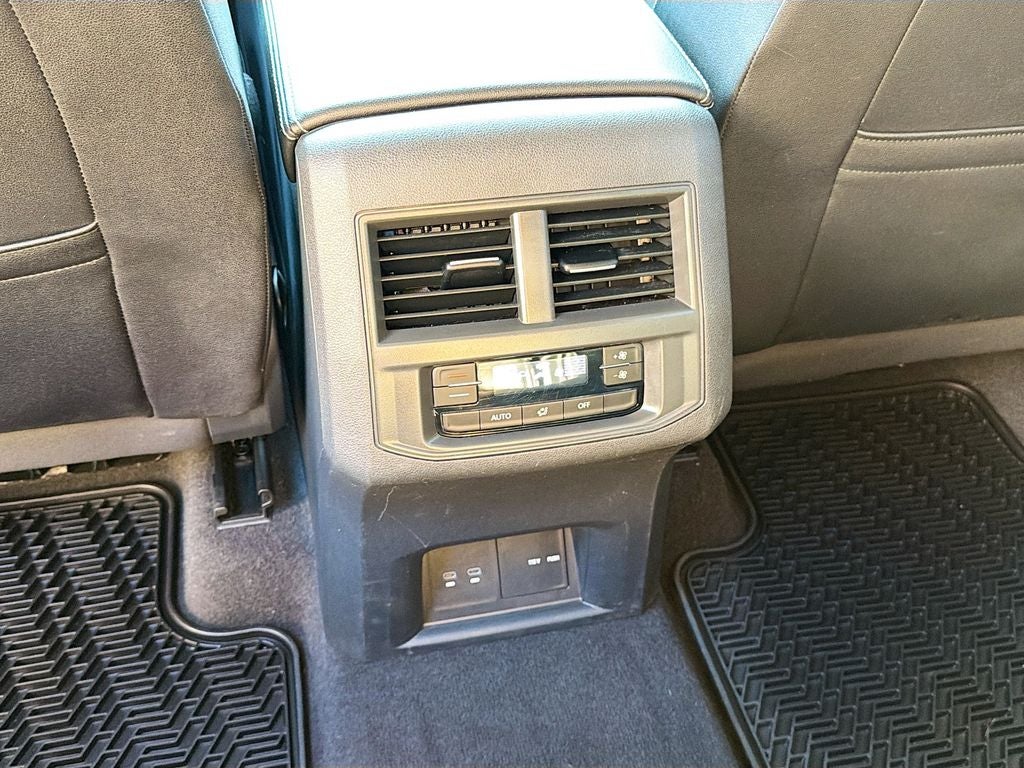 2023 Volkswagen Atlas 3.6L V6 SEL