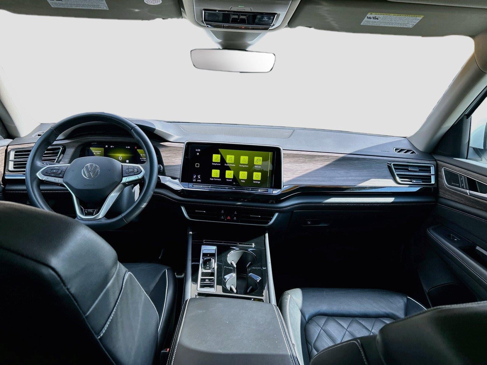 2024 Volkswagen Atlas 2.0T SEL Premium R-Line