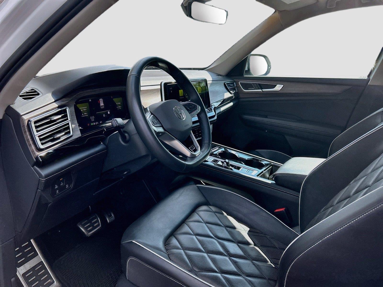 2024 Volkswagen Atlas 2.0T SEL Premium R-Line