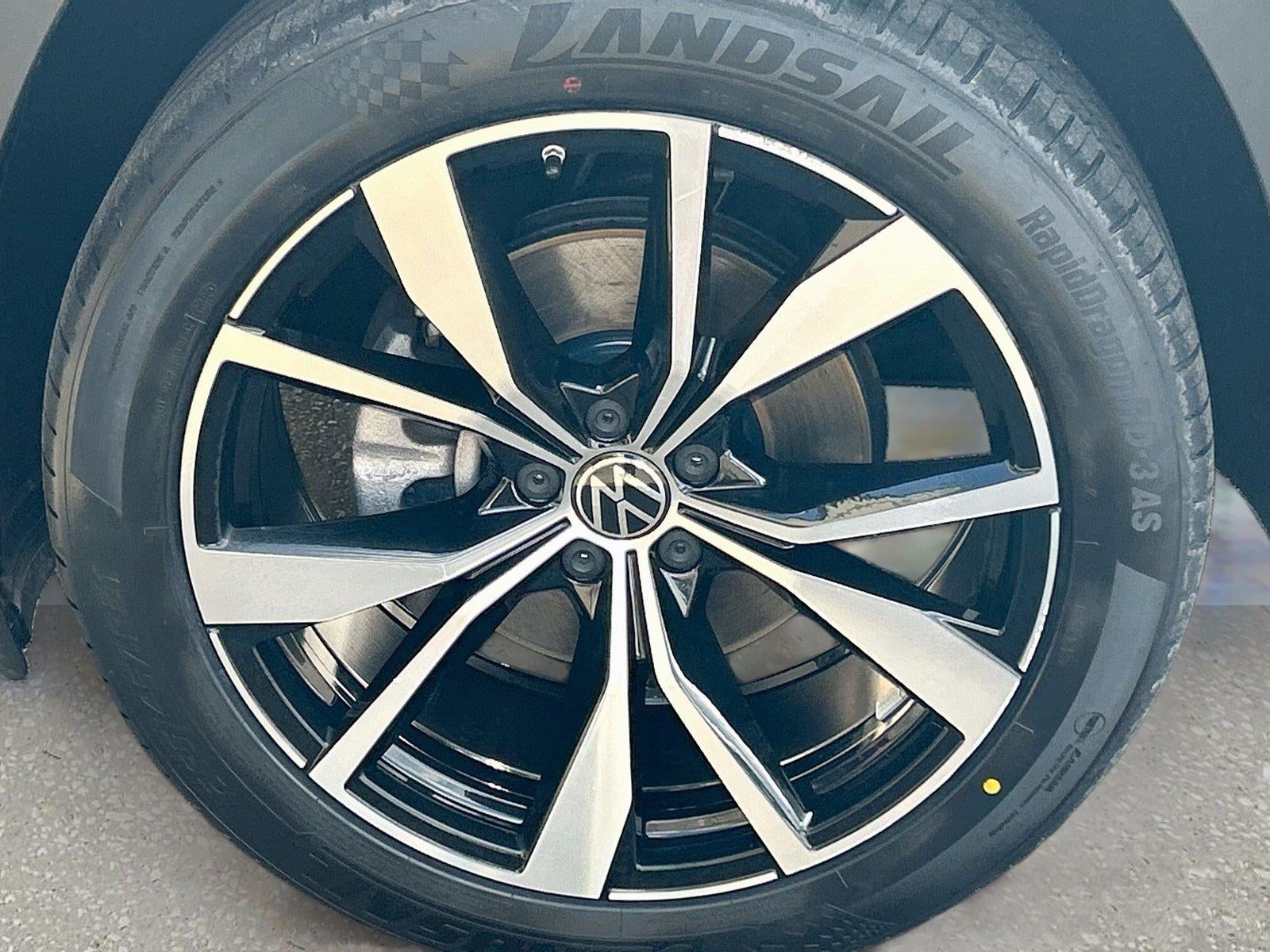 2024 Volkswagen Atlas 2.0T SEL Premium R-Line