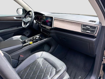 2024 Volkswagen Atlas 2.0T SEL Premium R-Line