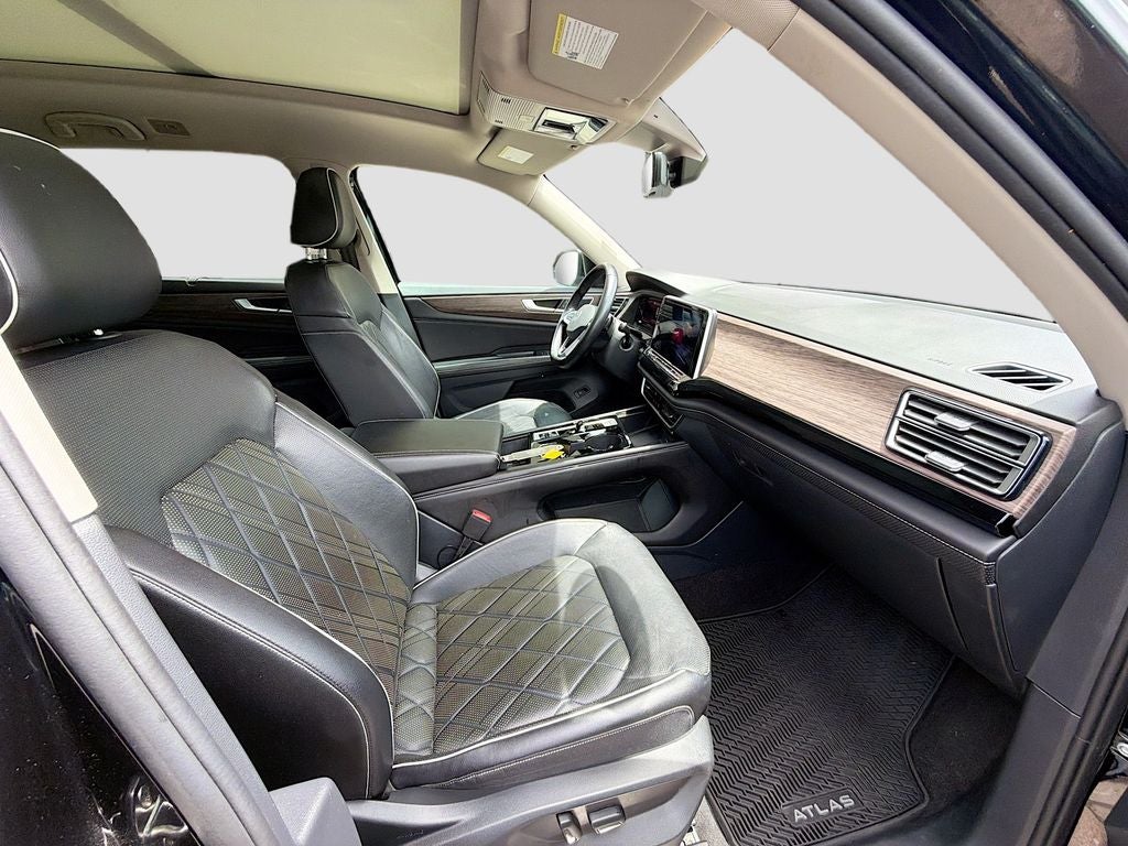 2024 Volkswagen Atlas 2.0T SEL Premium R-Line
