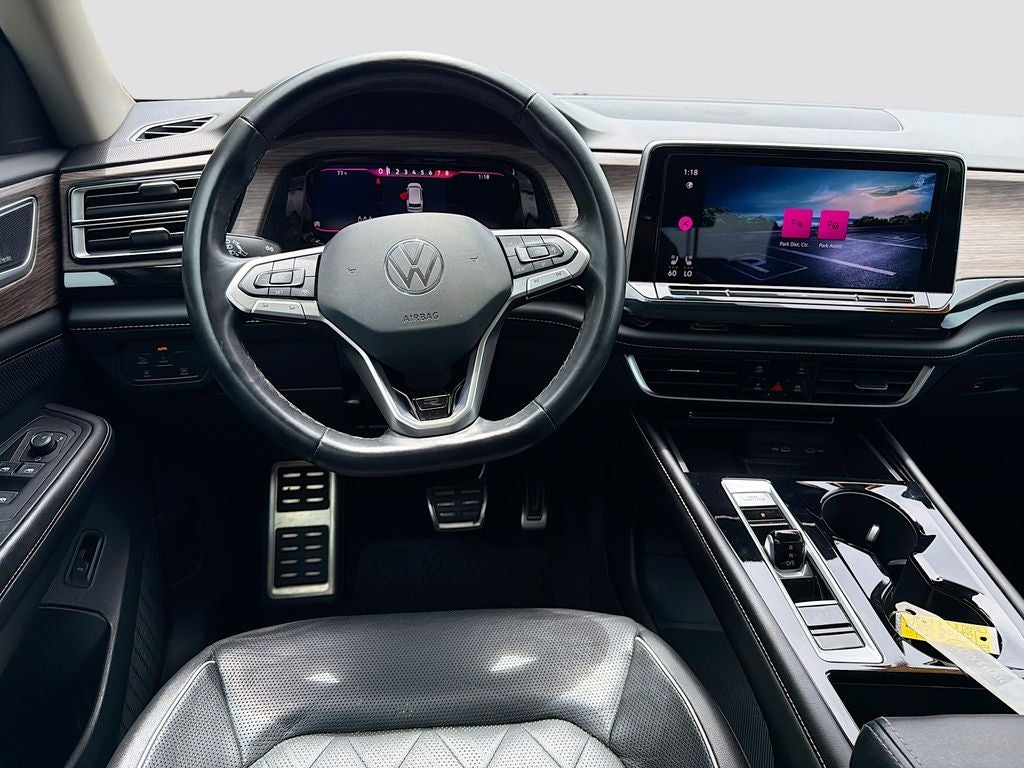 2024 Volkswagen Atlas 2.0T SEL Premium R-Line