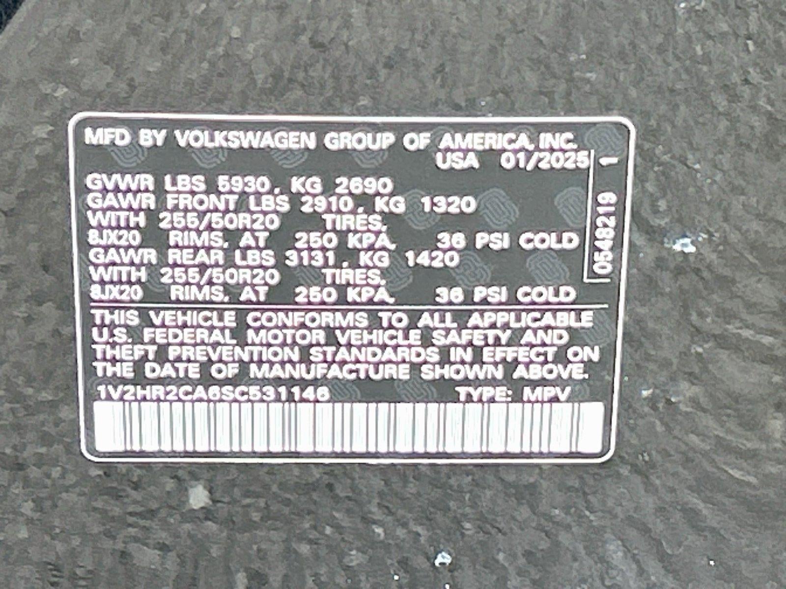 2025 Volkswagen Atlas 2.0T SE w/Technology
