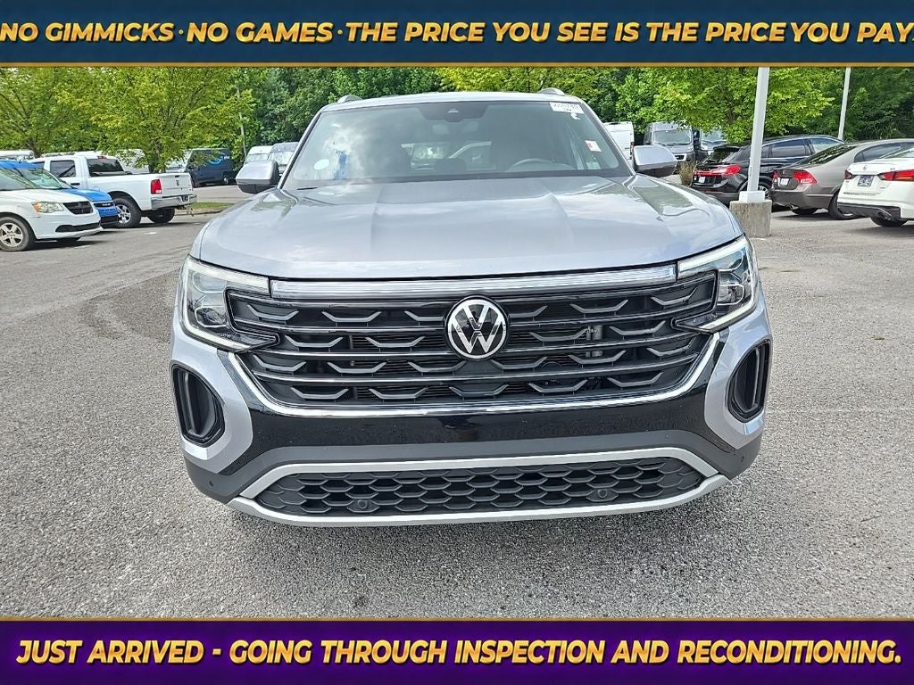 2025 Volkswagen Atlas Cross Sport 2.0T SE w/Technology