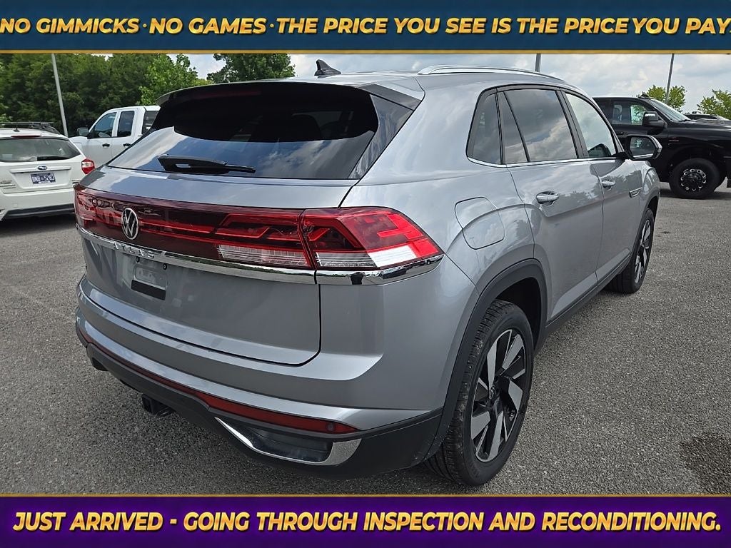 2025 Volkswagen Atlas Cross Sport 2.0T SE w/Technology