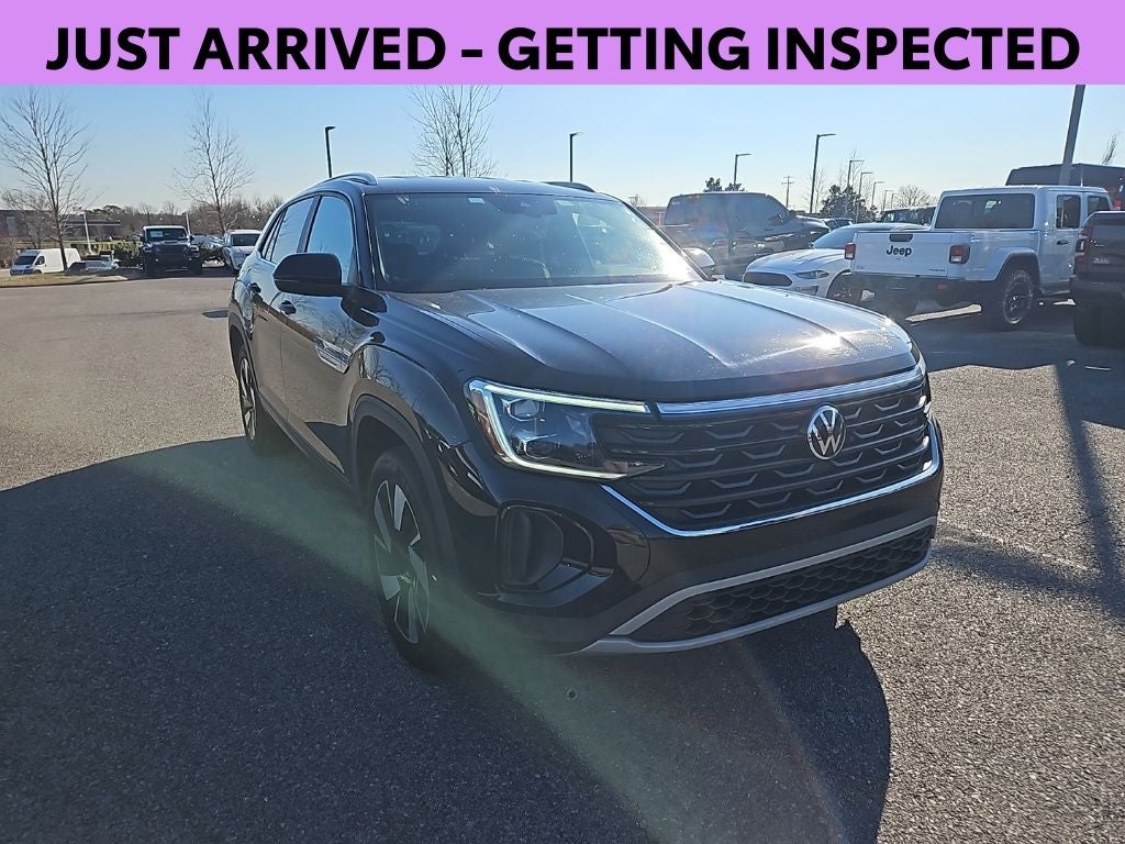 2024 Volkswagen Atlas Cross Sport 2.0T SE w/Technology