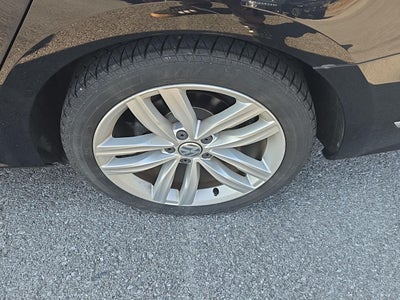 2019 Volkswagen Passat 2.0T Wolfsburg Edition