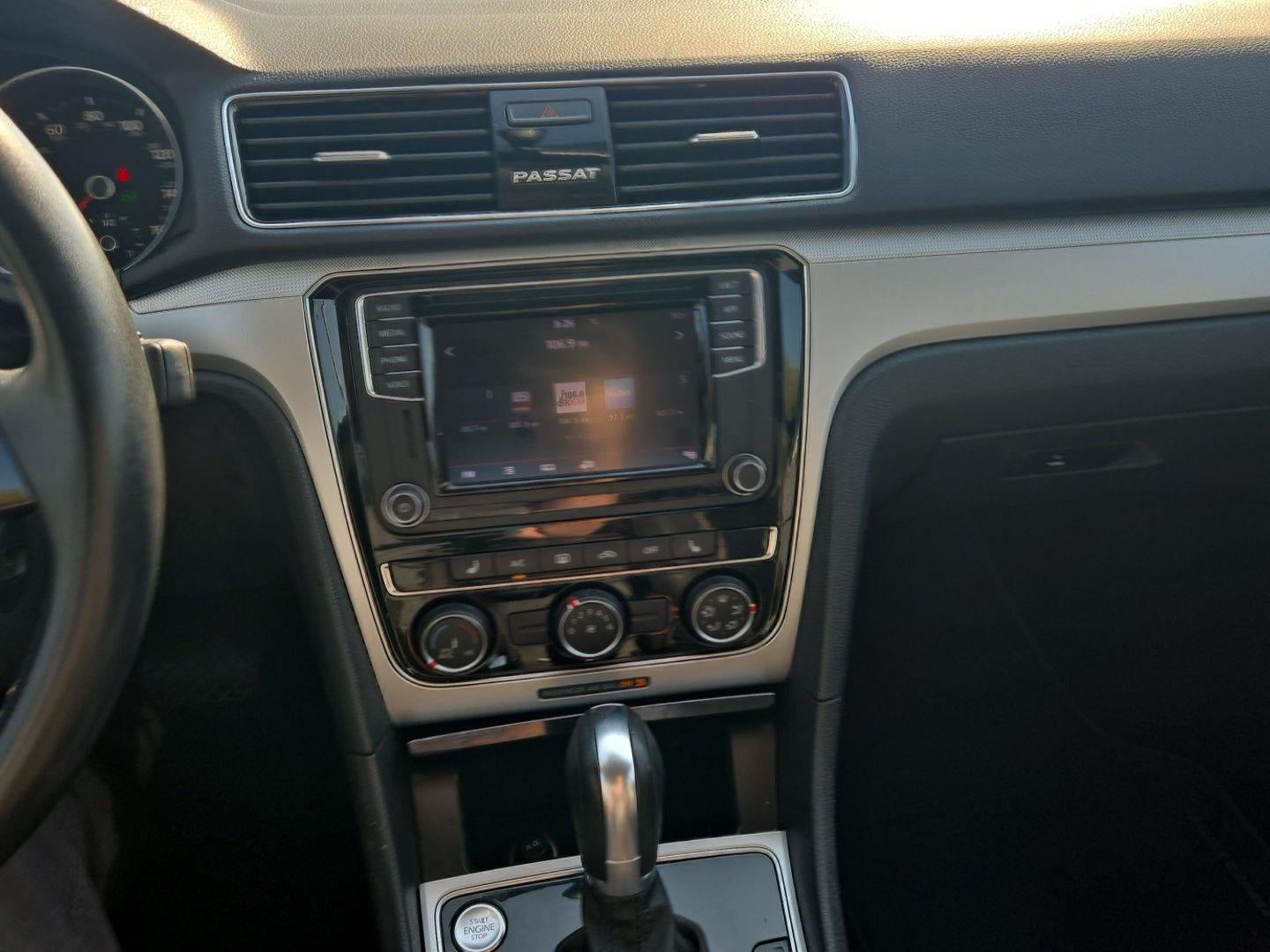 2019 Volkswagen Passat 2.0T Wolfsburg Edition