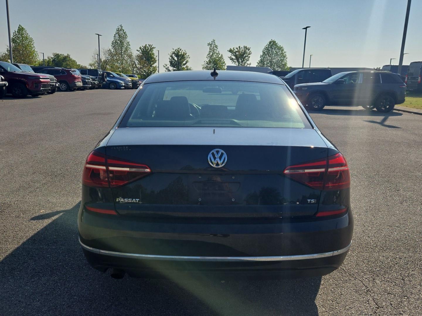 2019 Volkswagen Passat 2.0T Wolfsburg Edition