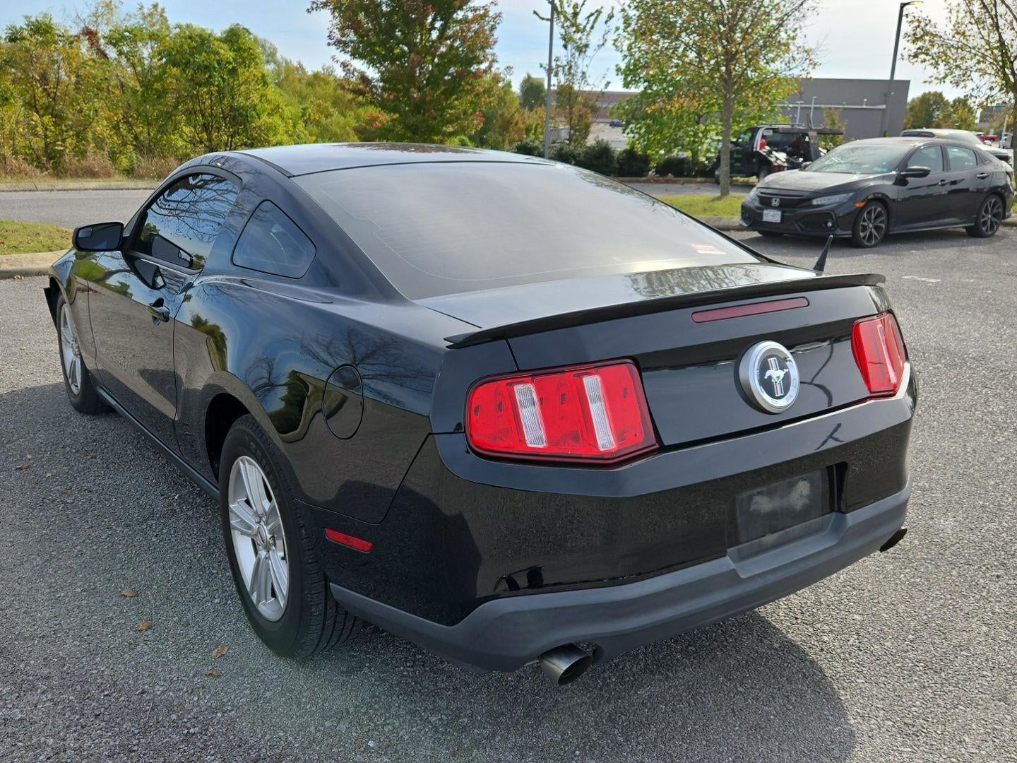 2011 Ford Mustang V6
