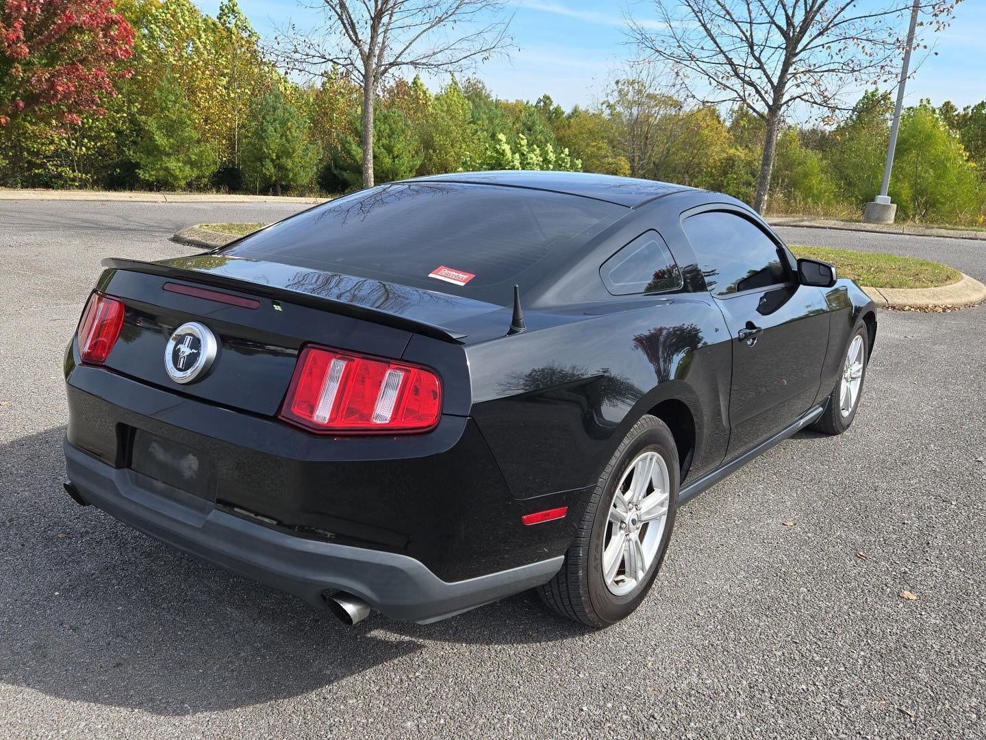 2011 Ford Mustang V6