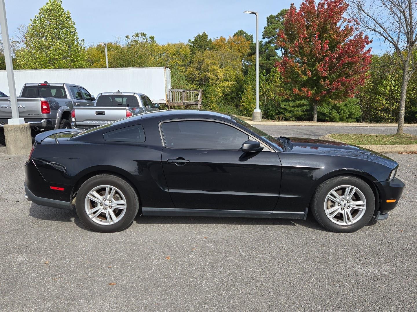 2011 Ford Mustang V6