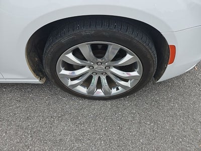 2019 Chrysler 300 Touring