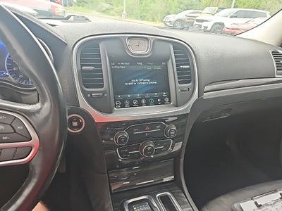 2019 Chrysler 300 Touring