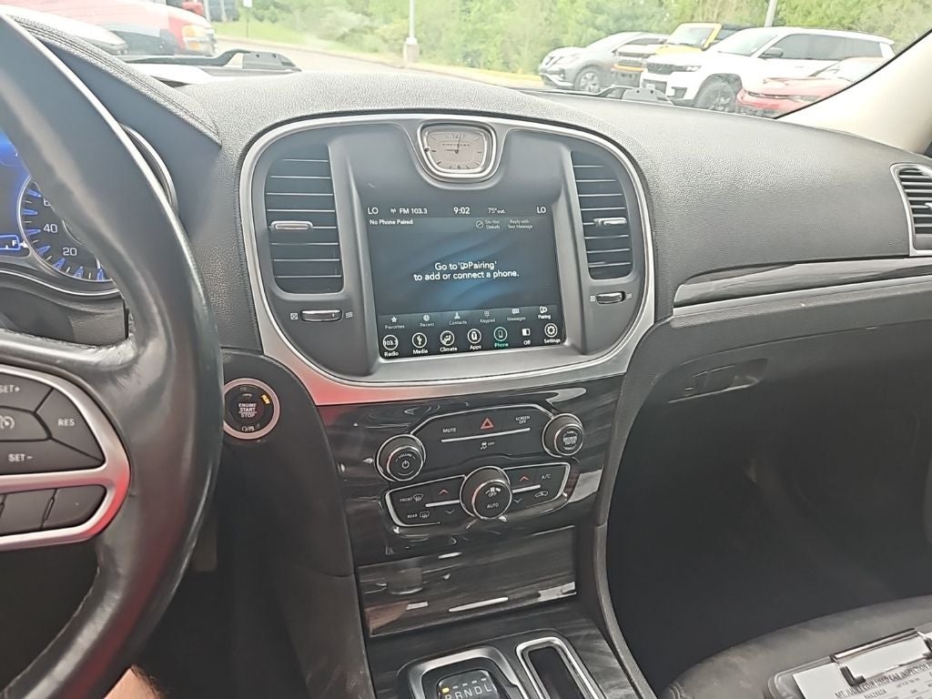 2019 Chrysler 300 Touring