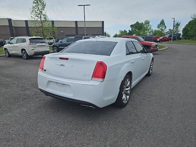 2019 Chrysler 300 Touring