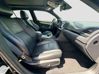 2022 Chrysler 300 S