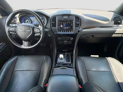2022 Chrysler 300 S