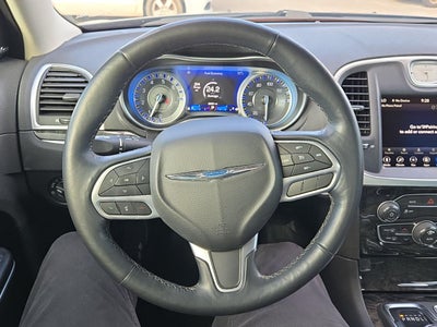 2022 Chrysler 300 Touring L AWD
