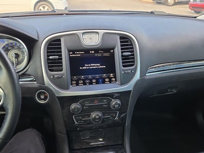 2022 Chrysler 300 Touring L AWD