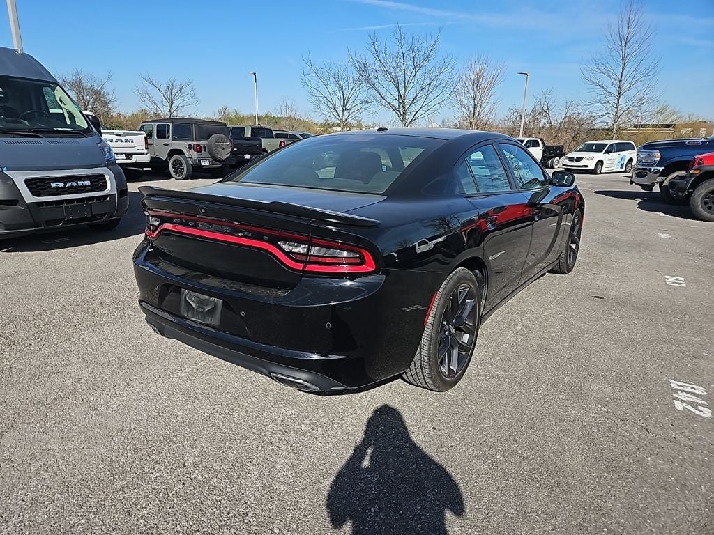 2022 Dodge Charger SXT RWD