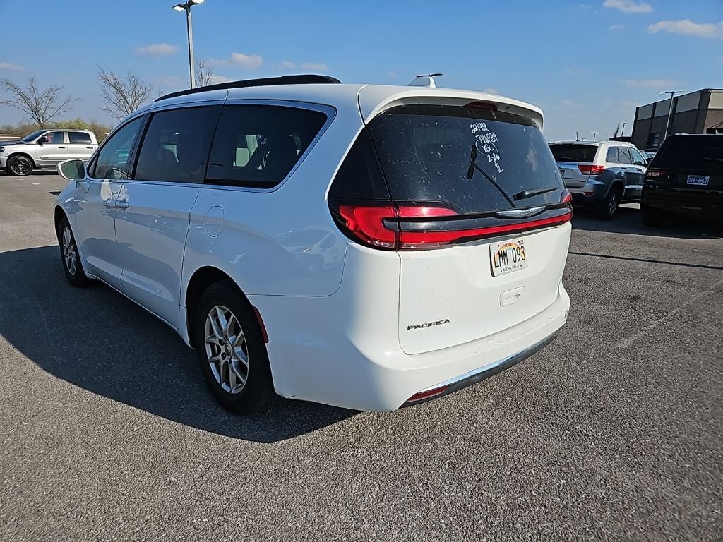 2022 Chrysler Pacifica Touring L