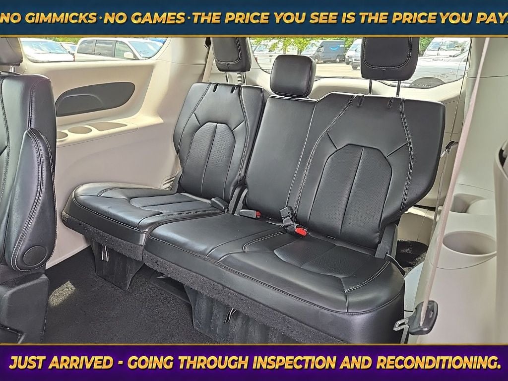 2024 Chrysler Pacifica Touring L