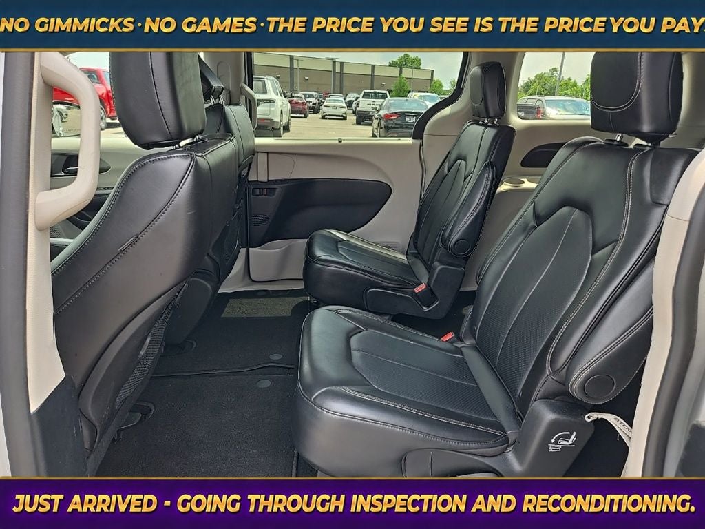 2024 Chrysler Pacifica Touring L
