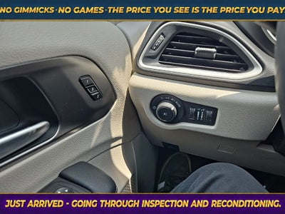2024 Chrysler Pacifica Touring L