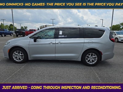 2024 Chrysler Pacifica Touring L