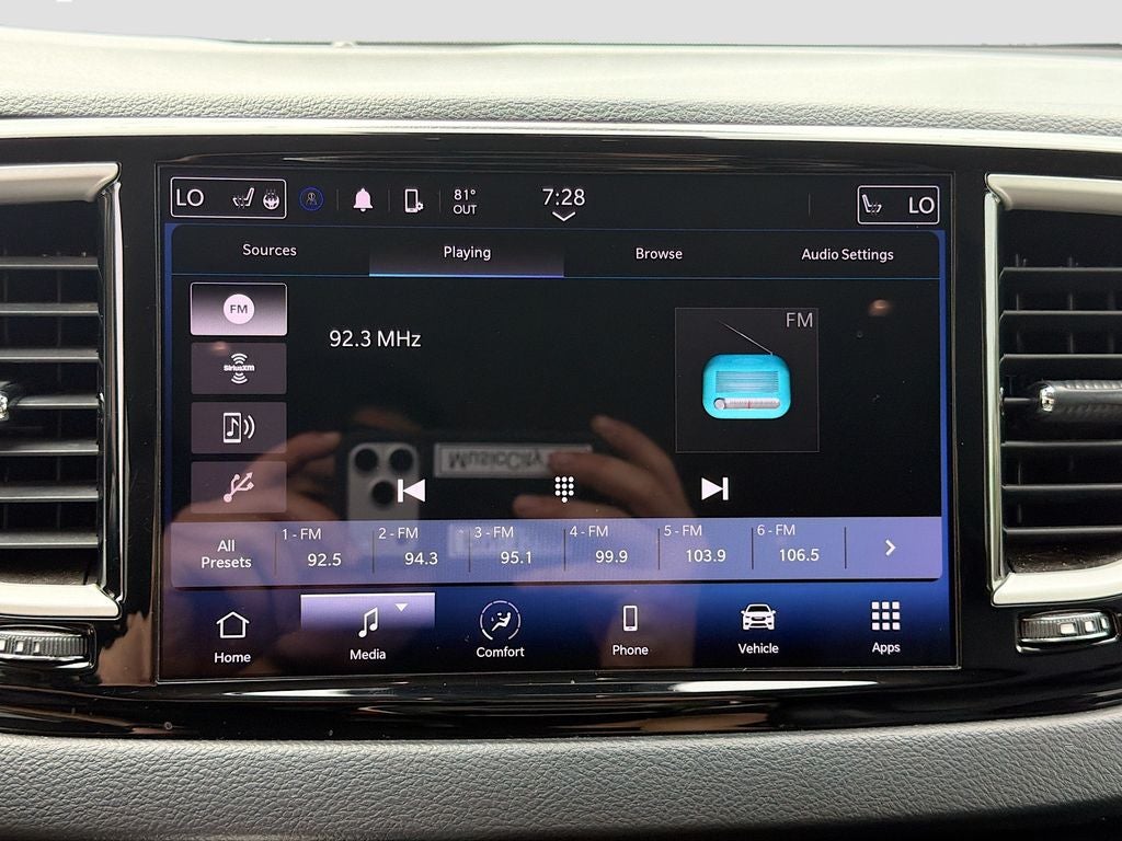 2022 Chrysler Pacifica Touring L