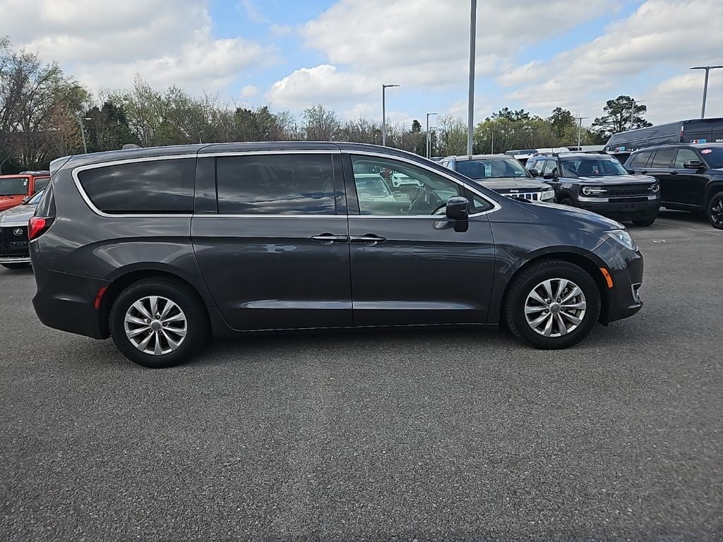2018 Chrysler Pacifica Touring Plus