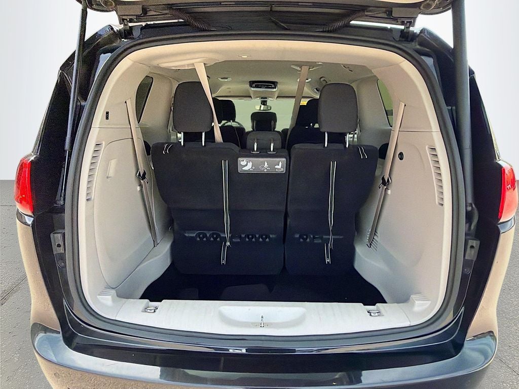 2020 Chrysler Pacifica Touring