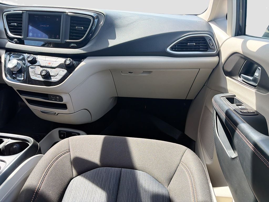 2020 Chrysler Pacifica Touring