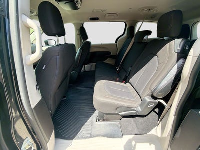 2020 Chrysler Pacifica Touring